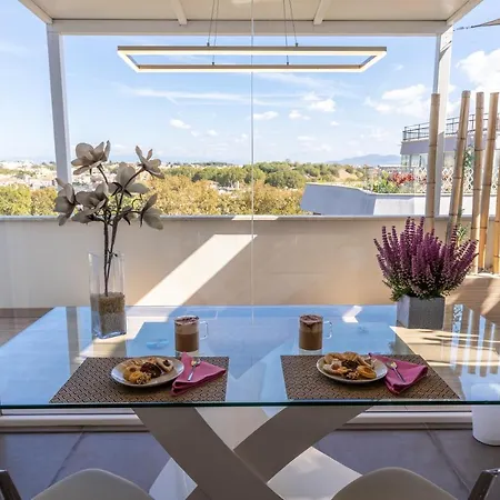 Appartement Penthouse With A Panoramic Rooftop In Trastevere With Seasonally Jacuzzi