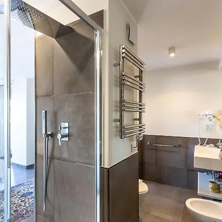 Appartement Penthouse With A Panoramic Rooftop In Trastevere With Seasonally Jacuzzi *