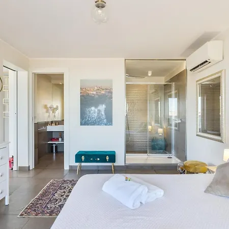 Penthouse With A Panoramic Rooftop In Trastevere With Seasonally Jacuzzi Appartement Rome